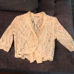Lace elbow length jacket